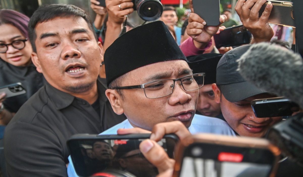 Polemik Yaqut Cholil Qoumas Tahanan Rumah, DPR Desak KPK Beri Penjelasan